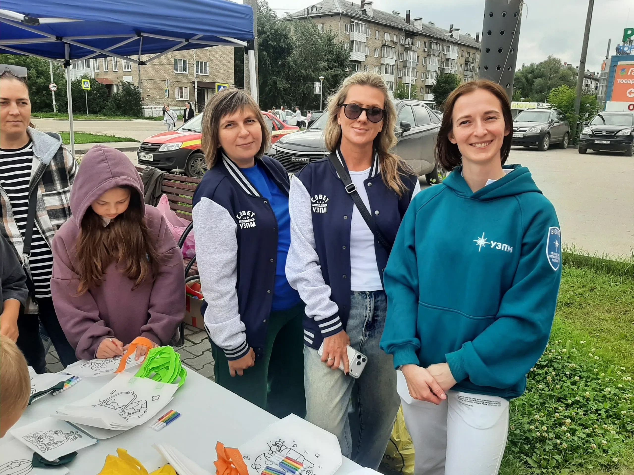 Совет молодежи УЗПМ поздравил проект «Открытая сцена» с юбилеем